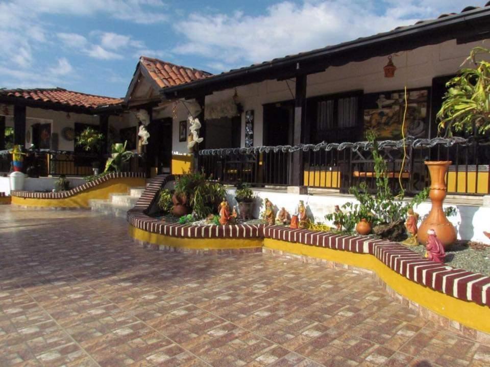 Finca Hotel La Quinta De Torrione 金巴亚 外观 照片
